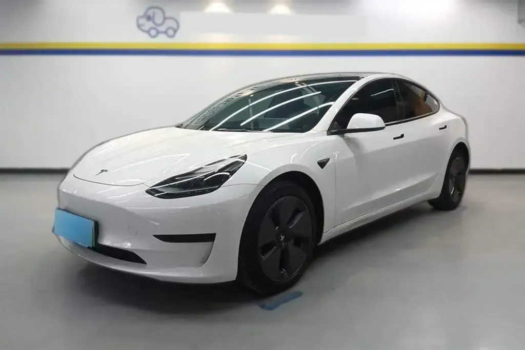 2022 Tesla Model 3 BEV 60KWH