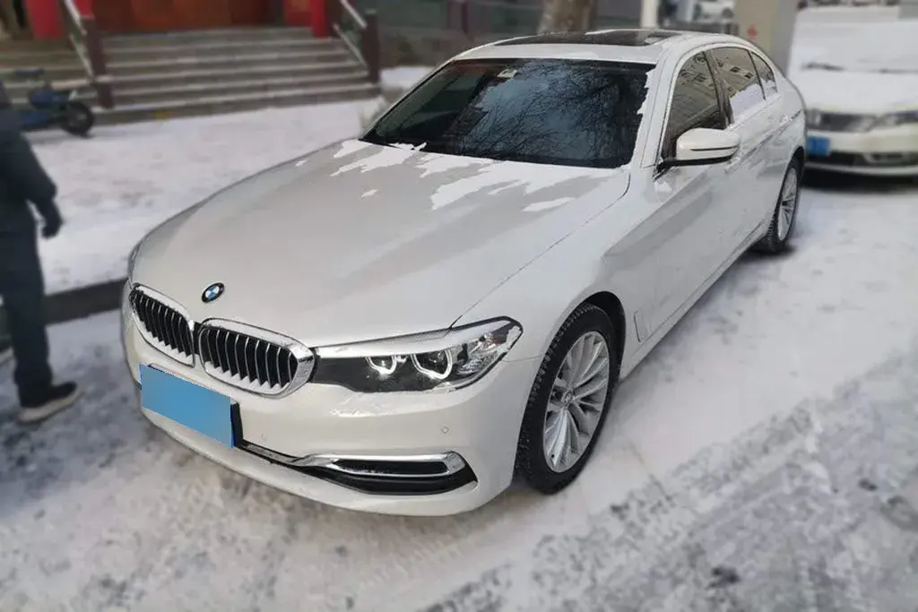 2020 BMW 5 Series 2.0T 184HP L4 8AT