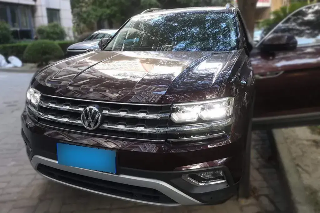 2017 Volkswagen Teramont 2.0T 220HP L4 7DCT