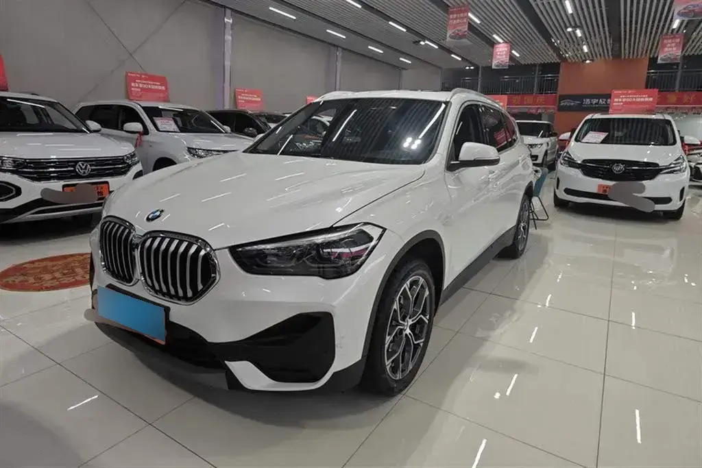 2021 BMW X1 2.0T 192HP L4 7DCT