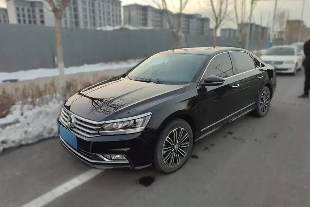 2017 Volkswagen Passat 1.8T 180HP L4 7DCT