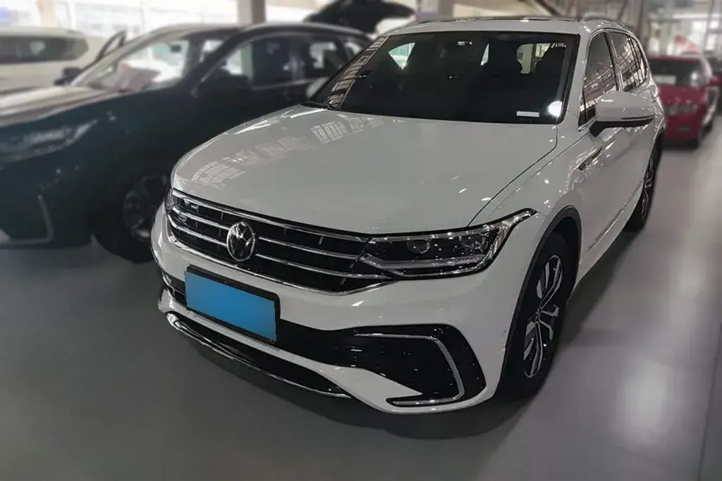 2022 Volkswagen Tiguan L 2.0T 186HP L4 7DCT