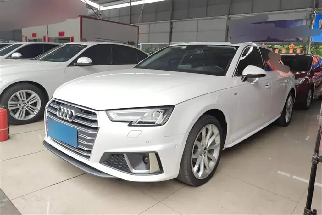 2019 Audi A4L 2.0T 190HP L4 7DCT