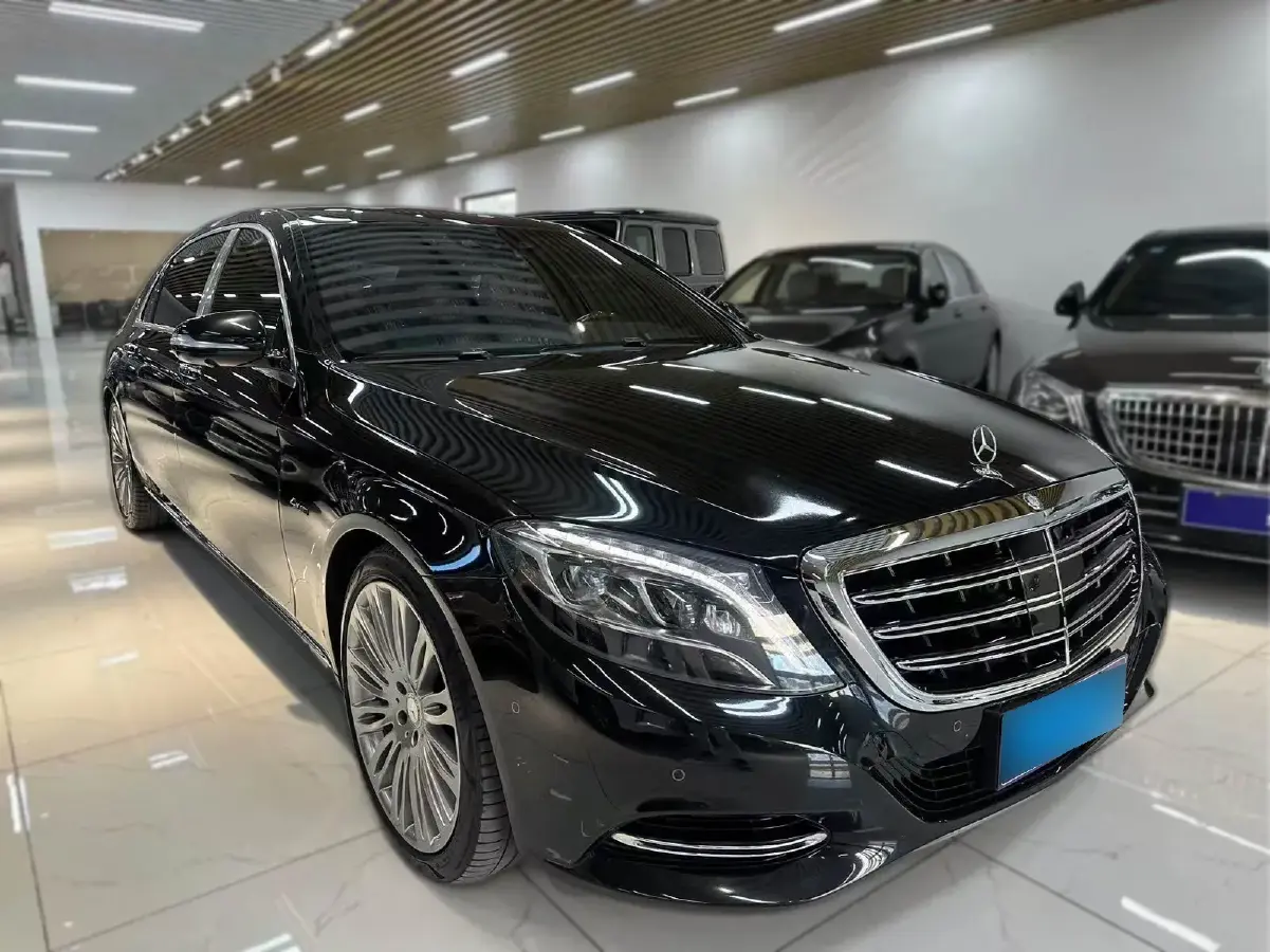 2015 Mercedes-Benz Maybach S Class 4.0T 421HP V8 9AT