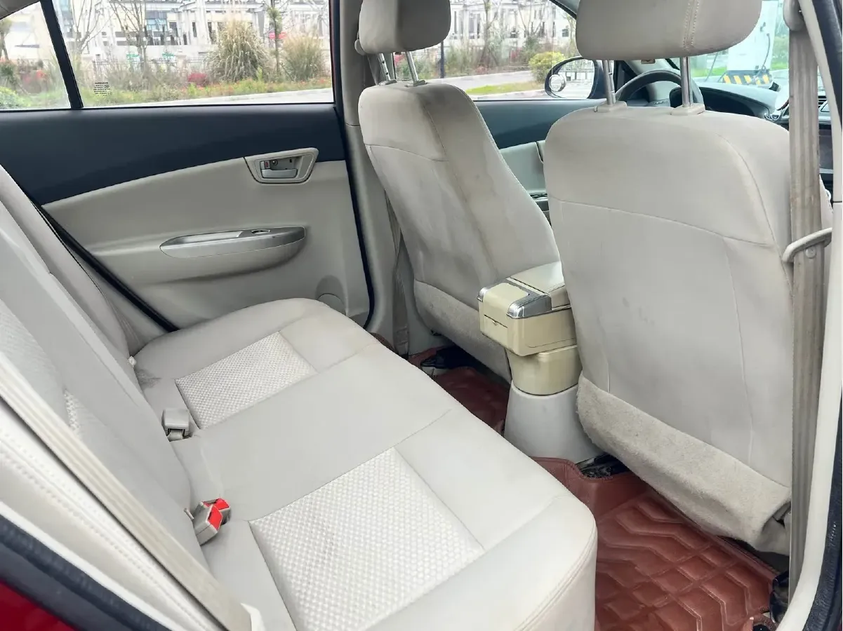 2012 ChangAn Alsvin V5 1.5L 114HP L4 5MT,autocango,china used car exporter,china ev exporter,chinese used car exporter,chinese used ev exporter