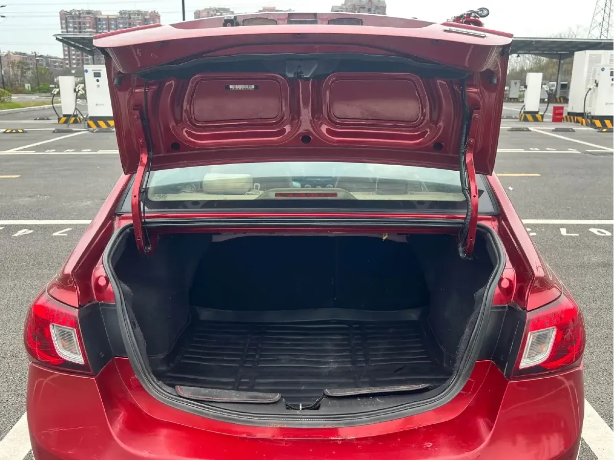 2012 ChangAn Alsvin V5 1.5L 114HP L4 5MT,autocango,china used car exporter,china ev exporter,chinese used car exporter,chinese used ev exporter