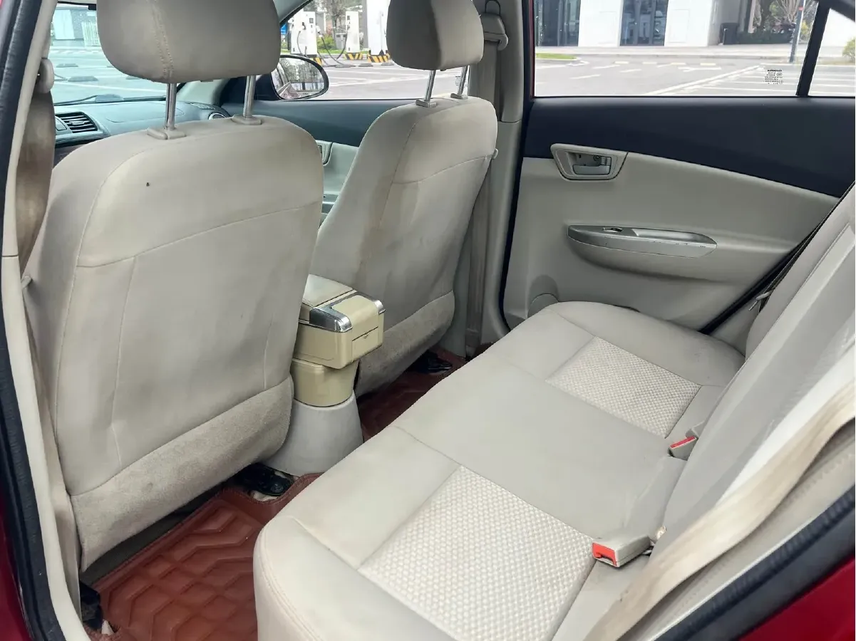 2012 ChangAn Alsvin V5 1.5L 114HP L4 5MT,autocango,china used car exporter,china ev exporter,chinese used car exporter,chinese used ev exporter