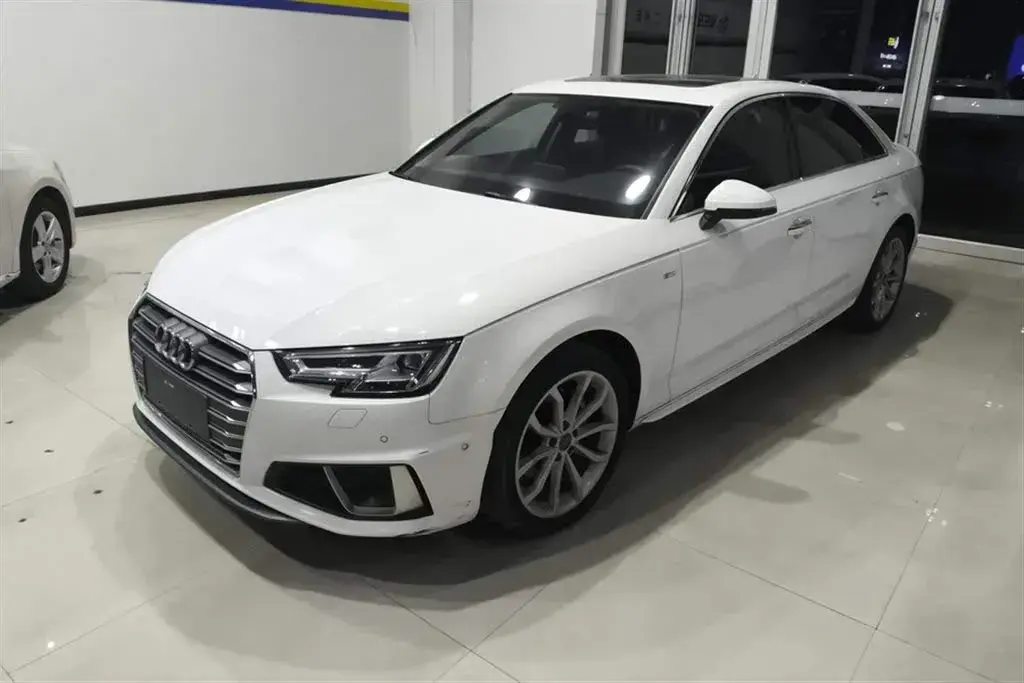 2019 Audi A4L 2.0T 190HP L4 7DCT
