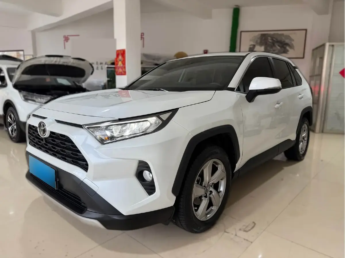 2021 Toyota RAV4 2.0L 171HP L4 CVT
