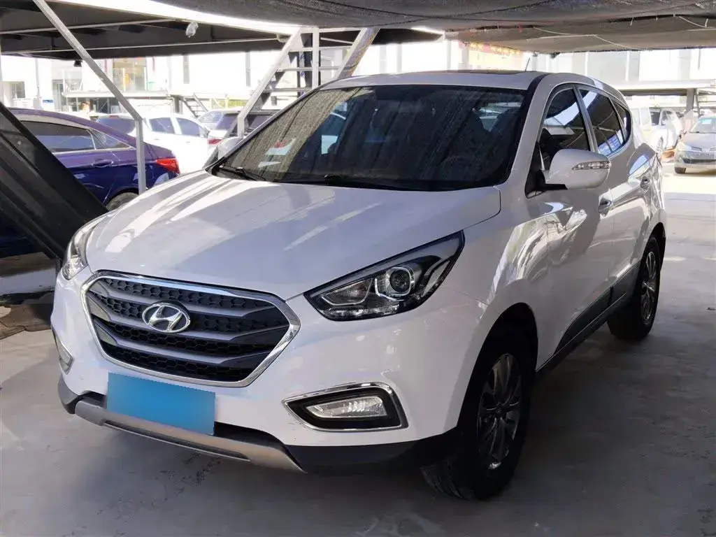 2015 Hyundai ix35 2.0L 160HP L4 6AT