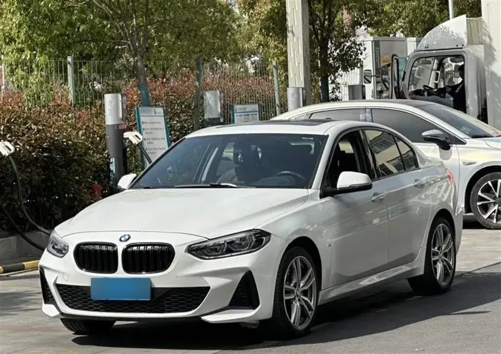 2020 BMW 1 Series 2.0T 192HP L4 7DCT