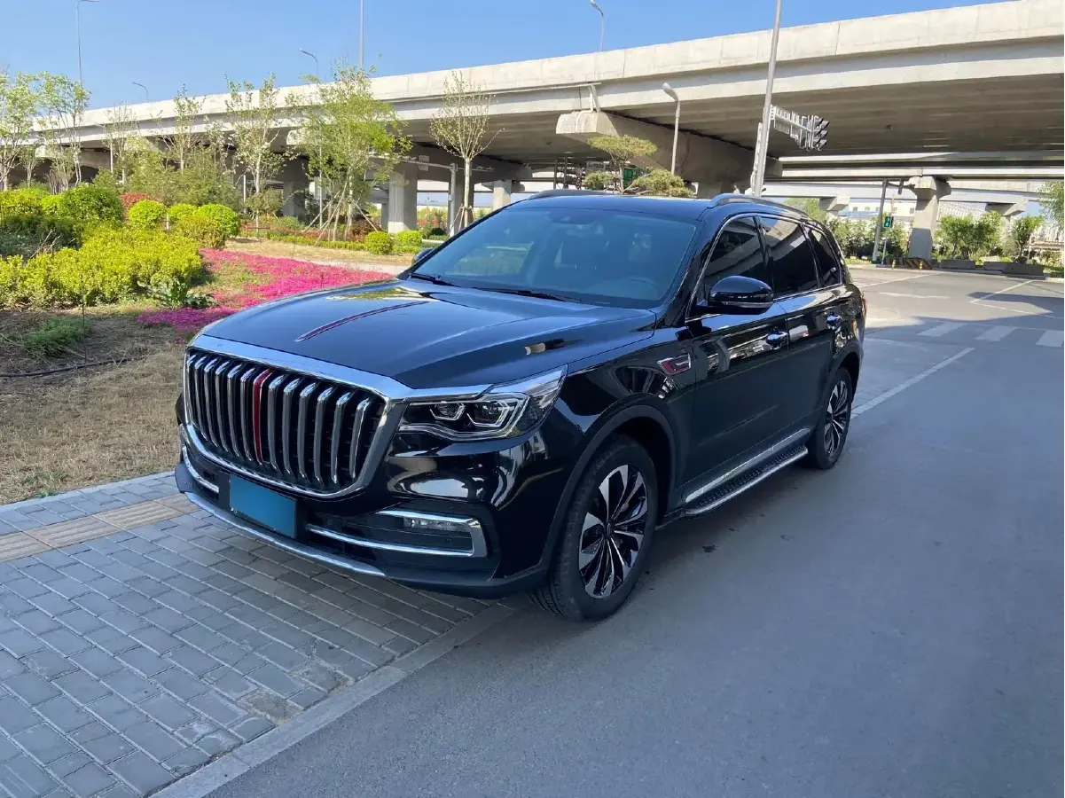 2022 HongQi HS7 2.0T 252HP L4 7DCT