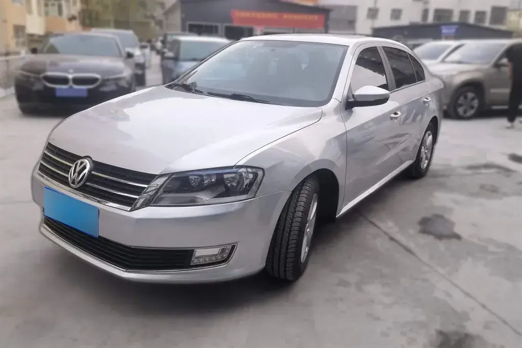 2013 Volkswagen Lavida 1.6L 110HP L4 6AT