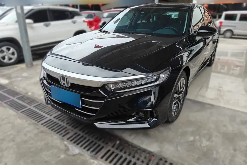 2022 Honda Accord 2.0L 146HP L4 E-CVT Hybrid