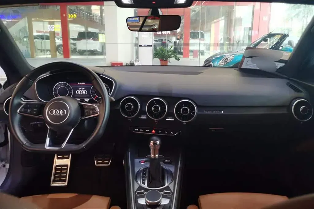 2015 Audi TT 2.0T 230HP L4 6DCT,autocango,china used car exporter,china ev exporter,chinese used car exporter,chinese used ev exporter