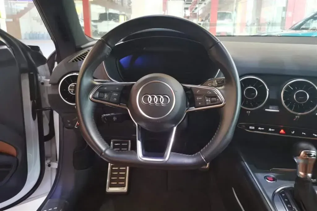2015 Audi TT 2.0T 230HP L4 6DCT,autocango,china used car exporter,china ev exporter,chinese used car exporter,chinese used ev exporter