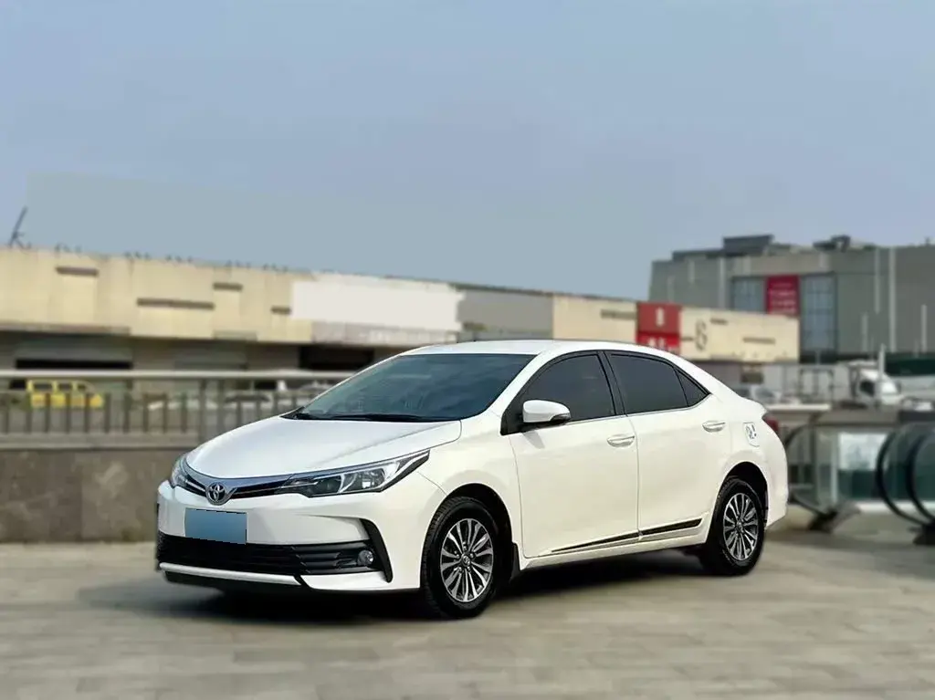 2017 Toyota Corolla 1.2T 116HP L4 CVT