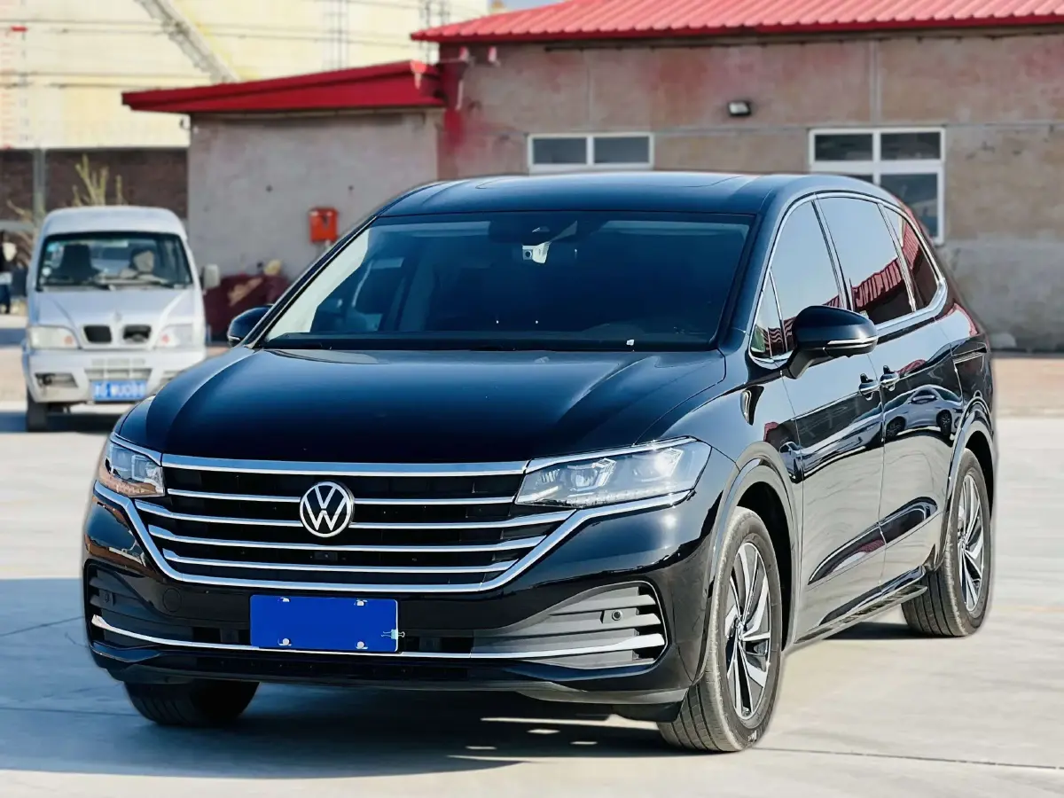 2023 Volkswagen Viloran 2.0T 220HP L4 7DCT