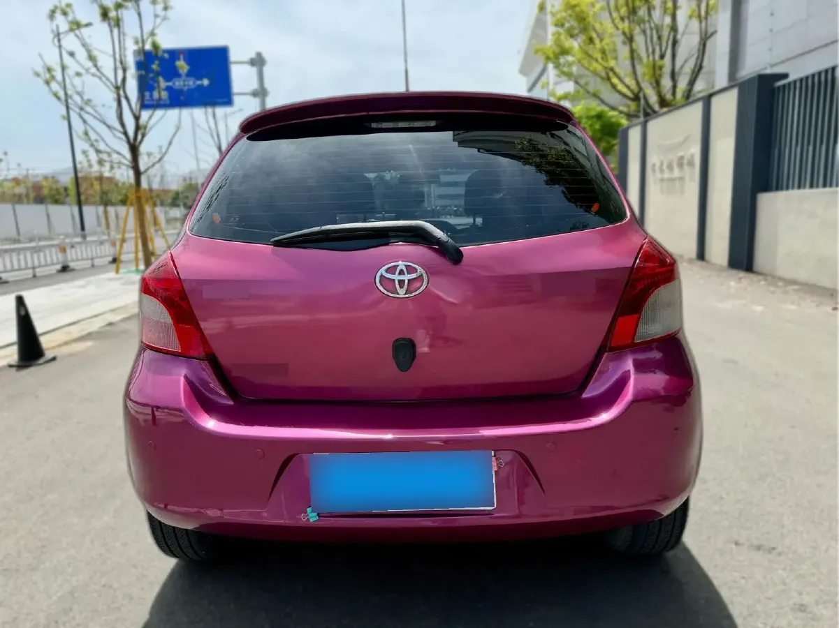 2011 Toyota Yaris 1.6L 118HP L4 4AT,autocango,china used car exporter,china ev exporter,chinese used car exporter,chinese used ev exporter