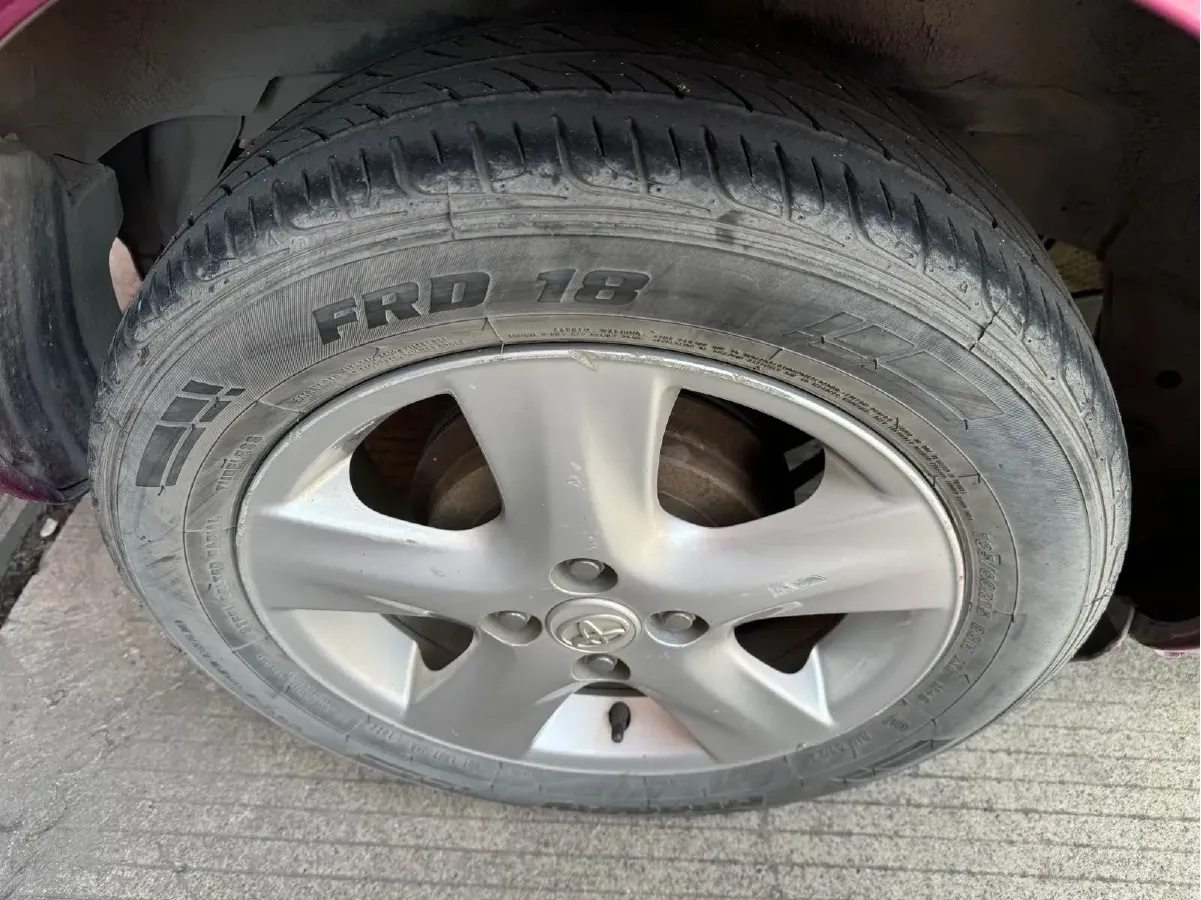 2011 Toyota Yaris 1.6L 118HP L4 4AT,autocango,china used car exporter,china ev exporter,chinese used car exporter,chinese used ev exporter