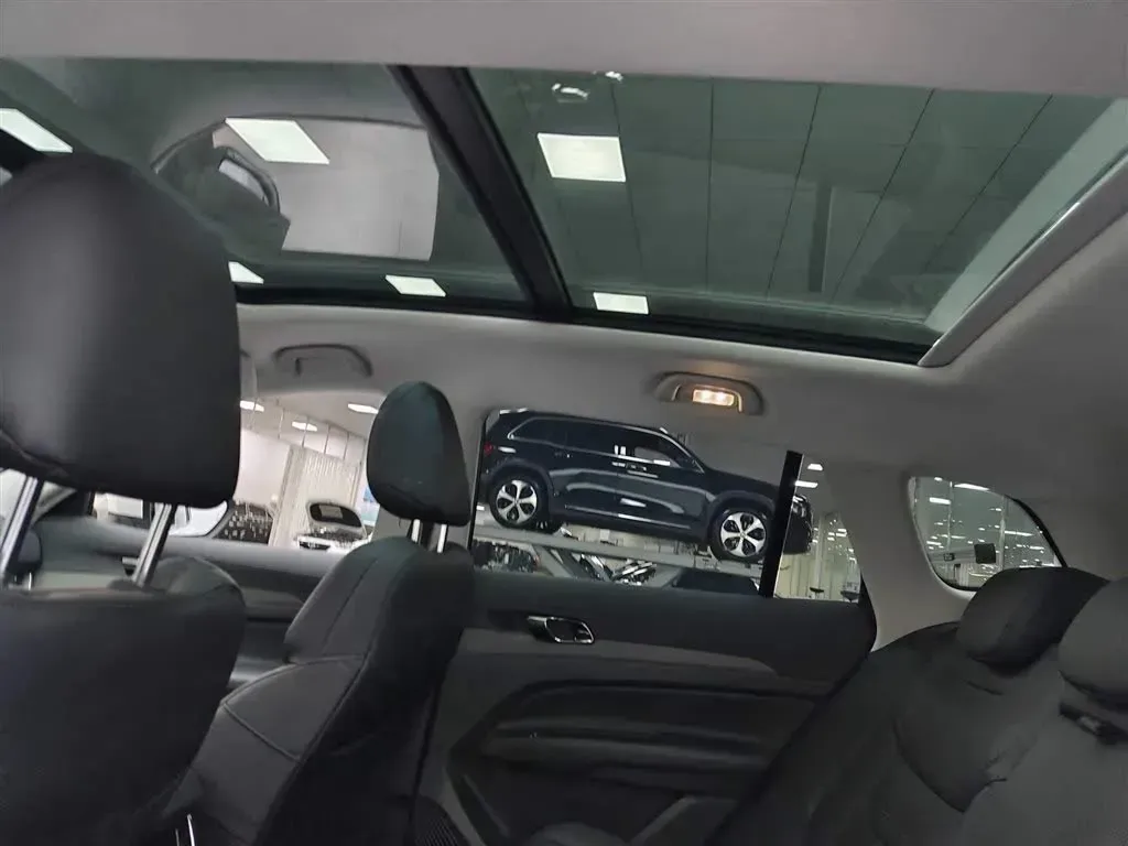 2022 Ford Equator Sport 1.5T 170HP L4 7DCT,autocango,china used car exporter,china ev exporter,chinese used car exporter,chinese used ev exporter