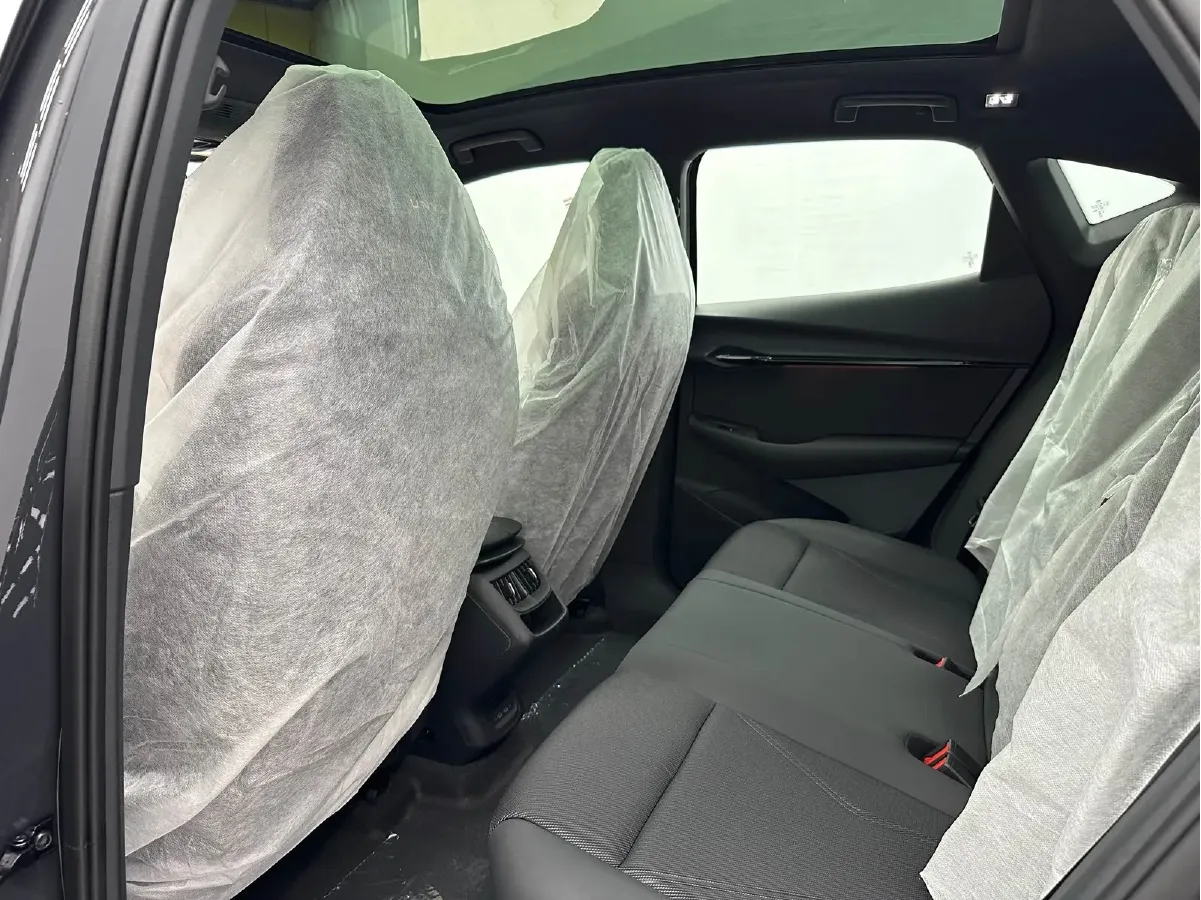 2024 Volkswagen ID.UNYX 06 BEV 80.2KWH,autocango,china used car exporter,china ev exporter,chinese used car exporter,chinese used ev exporter