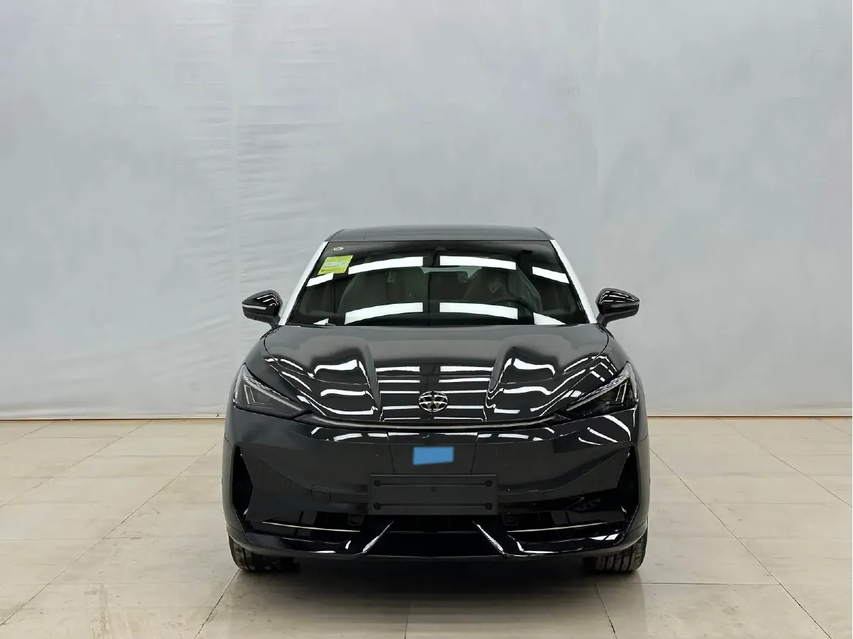 2024 Volkswagen ID.UNYX 06 BEV 80.2KWH,autocango,china used car exporter,china ev exporter,chinese used car exporter,chinese used ev exporter