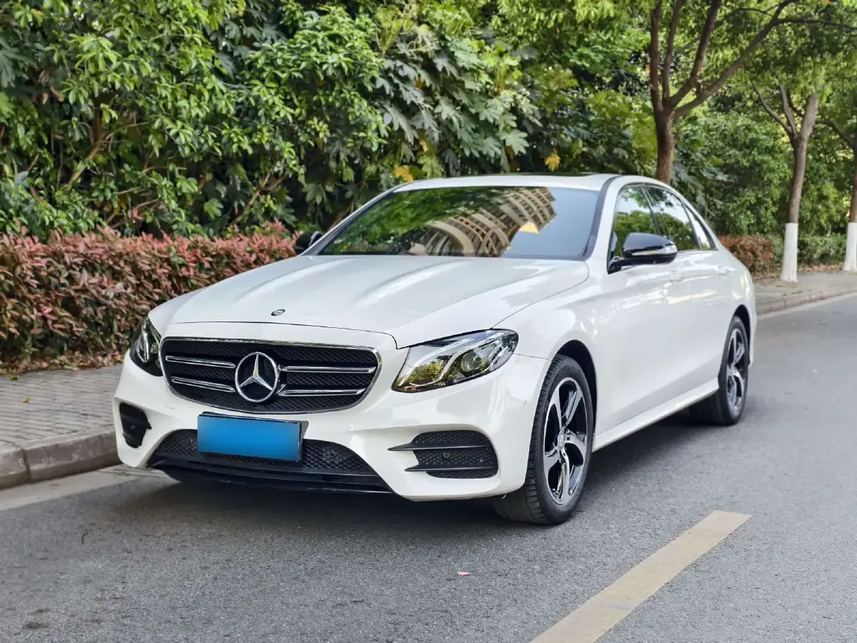 2017 Mercedes-Benz E Class 2.0T 184HP L4 9AT