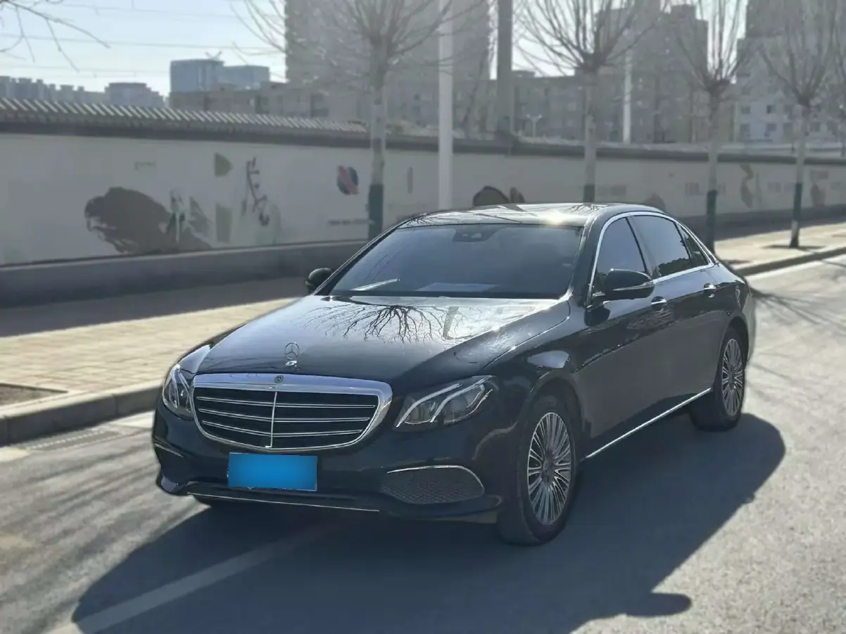 2017 Mercedes-Benz E Class 2.0T 245HP L4 9AT