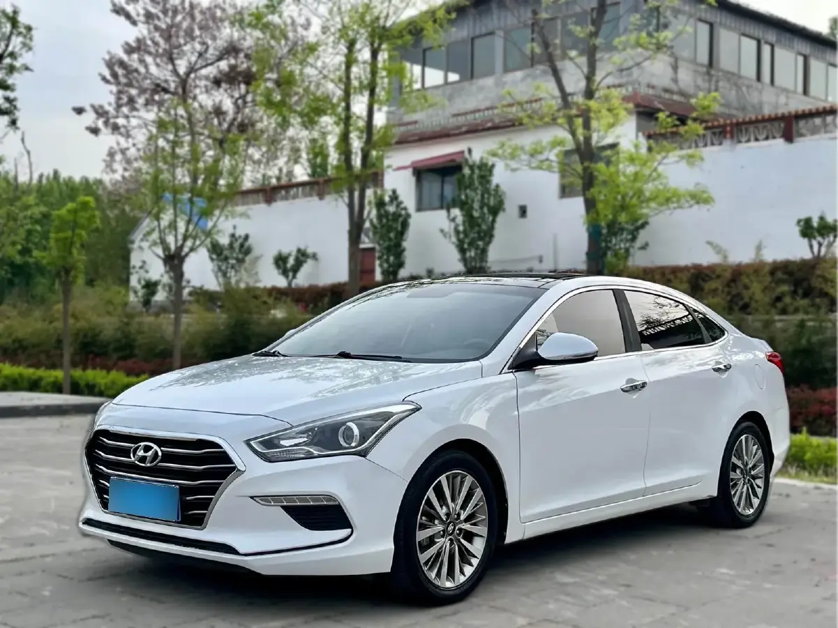 2017 Hyundai Mistra 1.8L 143HP L4 6AT
