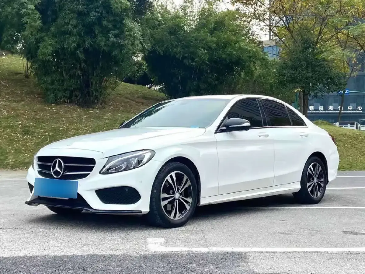 2016 Mercedes-Benz C Class 2.0T 184HP L4 7AT