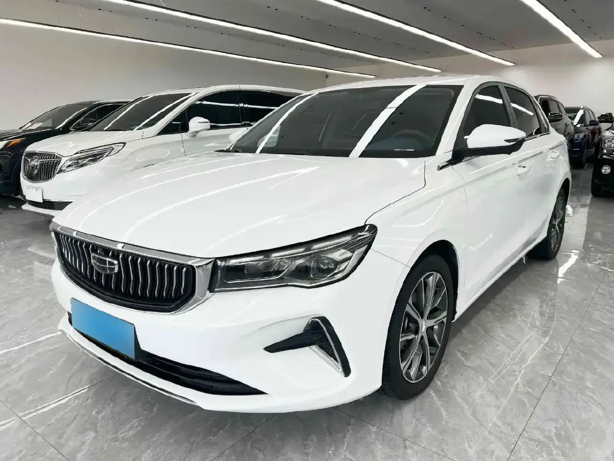 2022 Geely Emgrand 1.5L 114HP L4 CVT