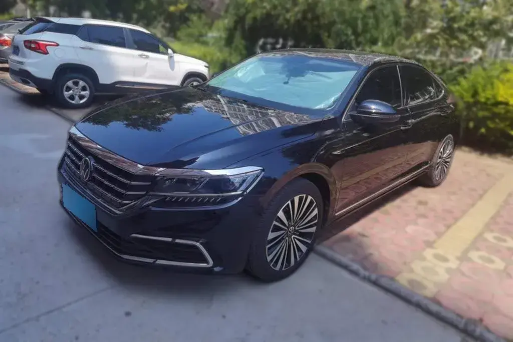 2021 Volkswagen Passat 2.0T 186HP L4 7DCT