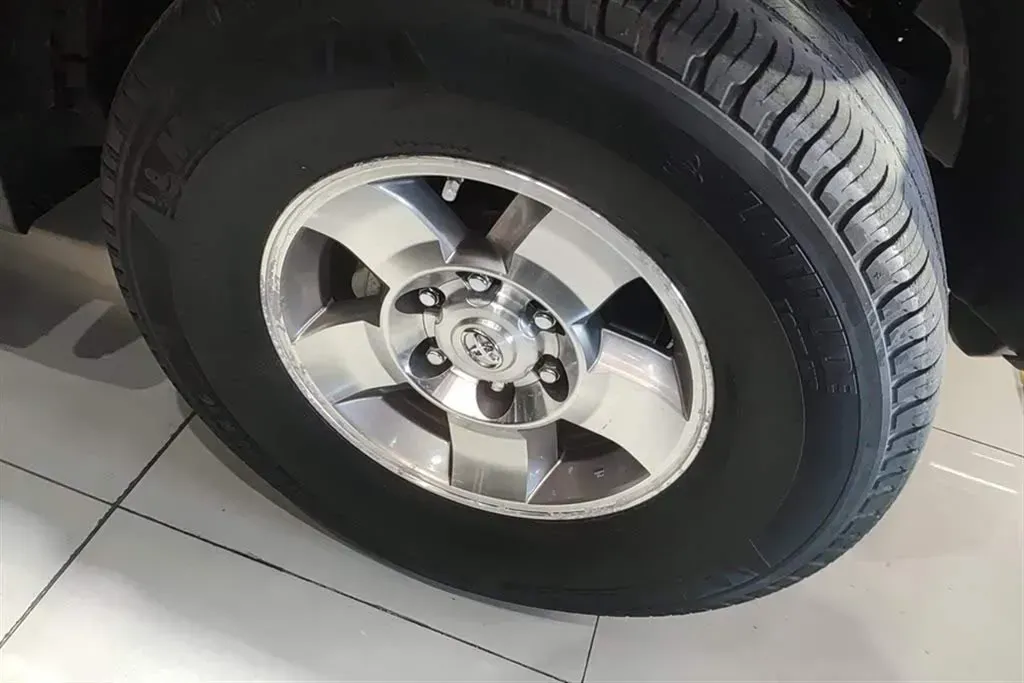 2007 Toyota FJ Cruiser 4.0L 244HP V6 5AT,autocango,china used car exporter,china ev exporter,chinese used car exporter,chinese used ev exporter