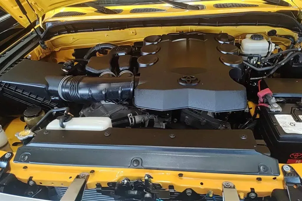 2007 Toyota FJ Cruiser 4.0L 244HP V6 5AT,autocango,china used car exporter,china ev exporter,chinese used car exporter,chinese used ev exporter