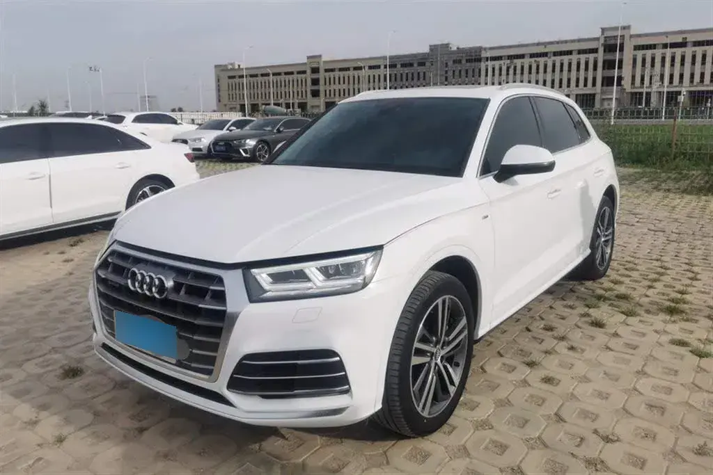 2020 Audi Q5L 2.0T 190HP L4 7DCT