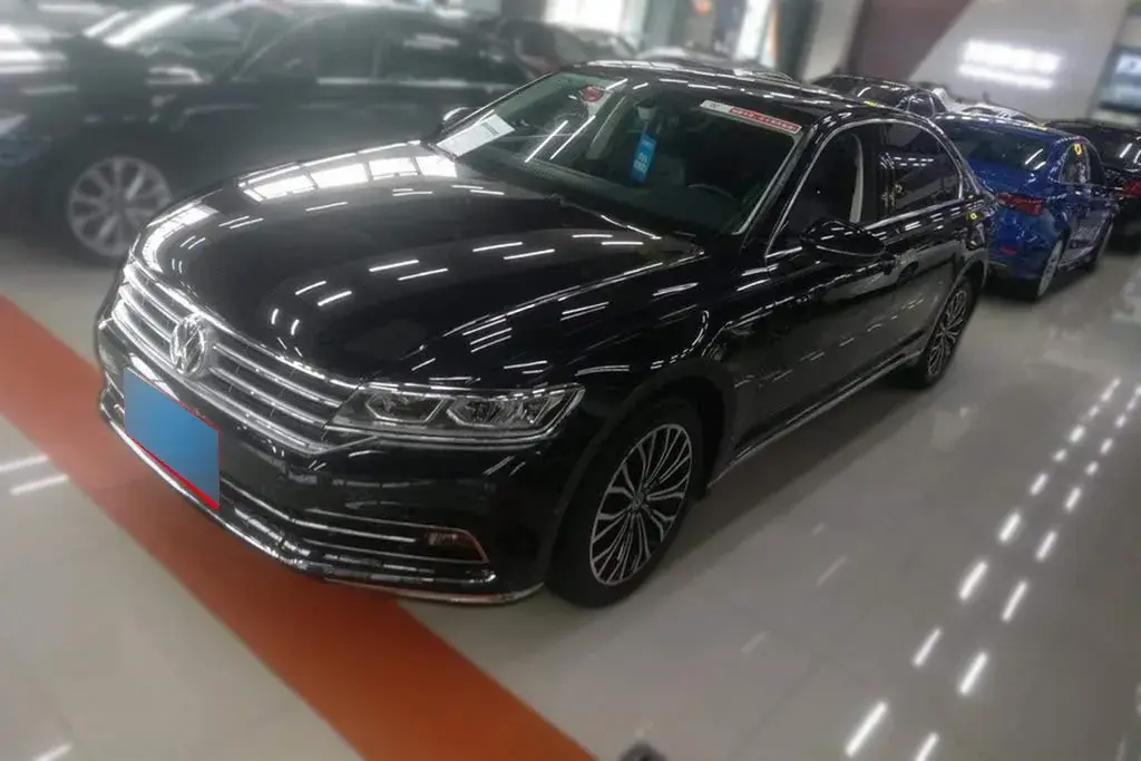 2019 Volkswagen Phideon 2.0T 224HP L4 7DCT