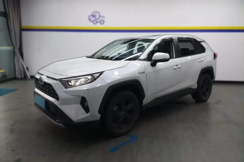 2021 Toyota RAV4 2.5L 178HP L4 E-CVT Hybrid