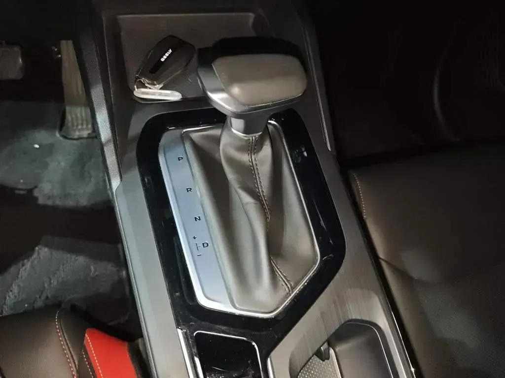 2021 Geely Emgrand S 1.4T 141HP L4 CVT,autocango,china used car exporter,china ev exporter,chinese used car exporter,chinese used ev exporter