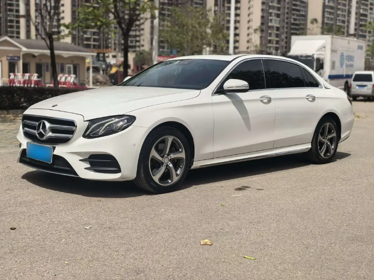 2017 Mercedes-Benz E Class 2.0T 184HP L4 9AT