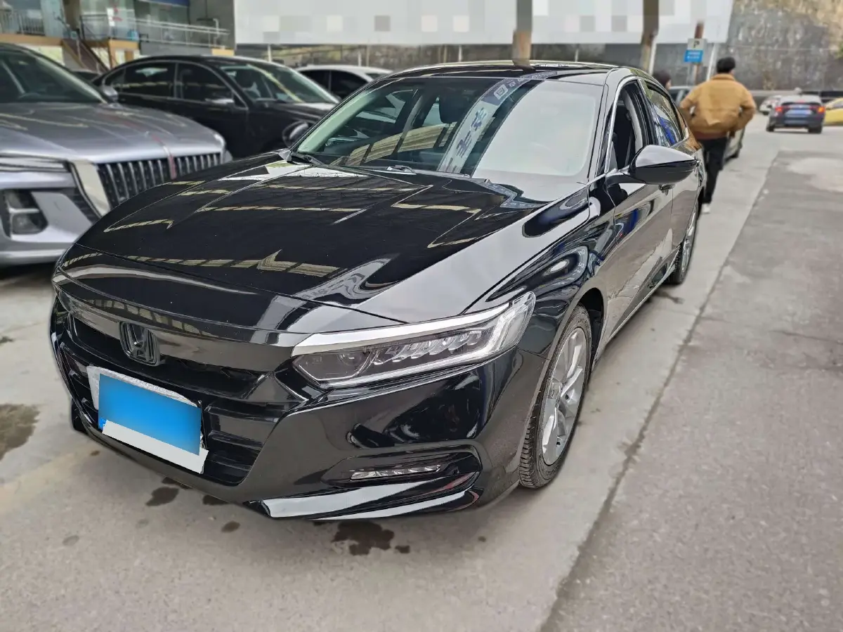 2018 Honda Accord 1.5T 194HP L4 CVT