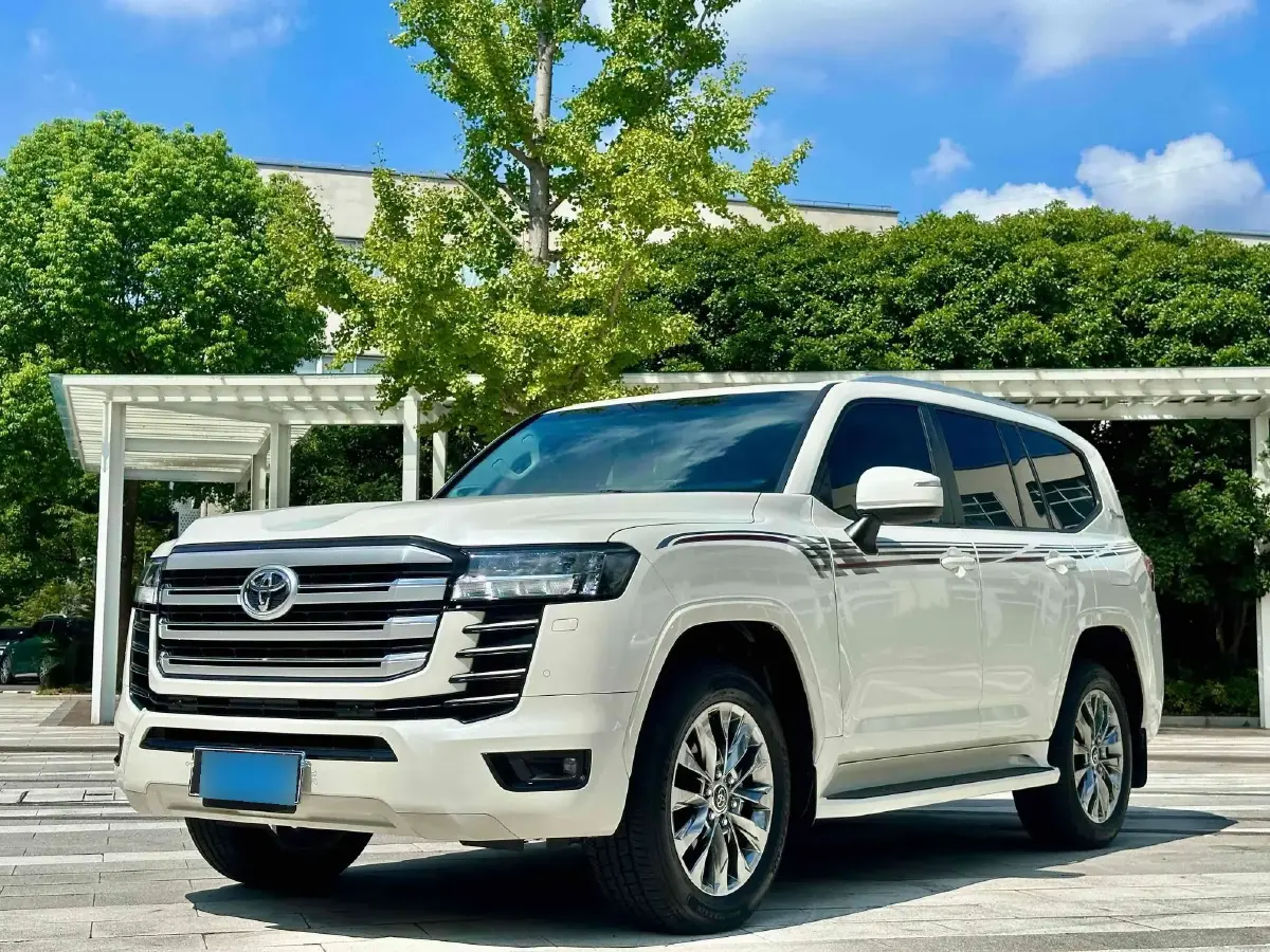 2022 Toyota Land Cruiser 3.4T 415HP V6 10AT