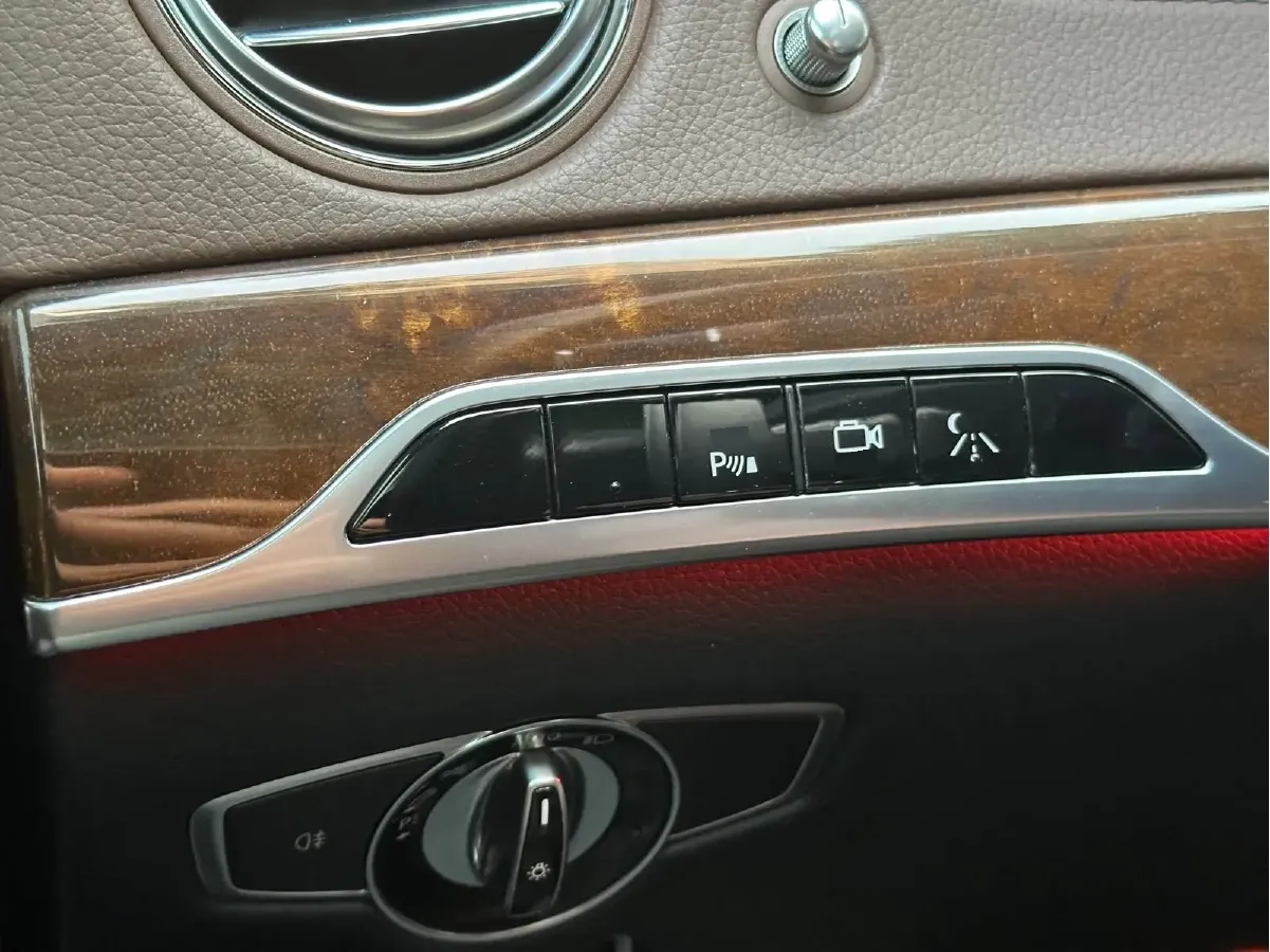 2015 Mercedes-Benz S AMG 5.5T 585HP V8 7AT,autocango,china used car exporter,china ev exporter,chinese used car exporter,chinese used ev exporter