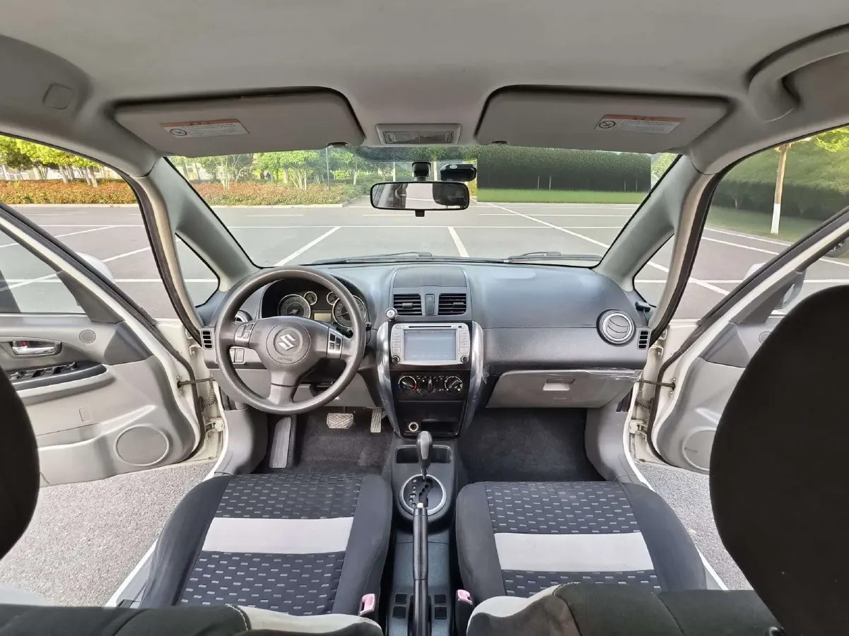 2011 Suzuki SX4 1.6L 109HP L4 4AT,autocango,china used car exporter,china ev exporter,chinese used car exporter,chinese used ev exporter