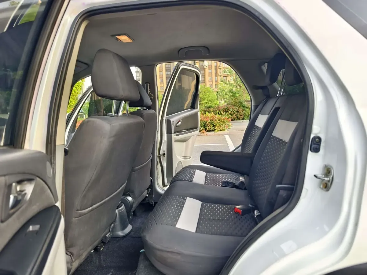 2011 Suzuki SX4 1.6L 109HP L4 4AT,autocango,china used car exporter,china ev exporter,chinese used car exporter,chinese used ev exporter