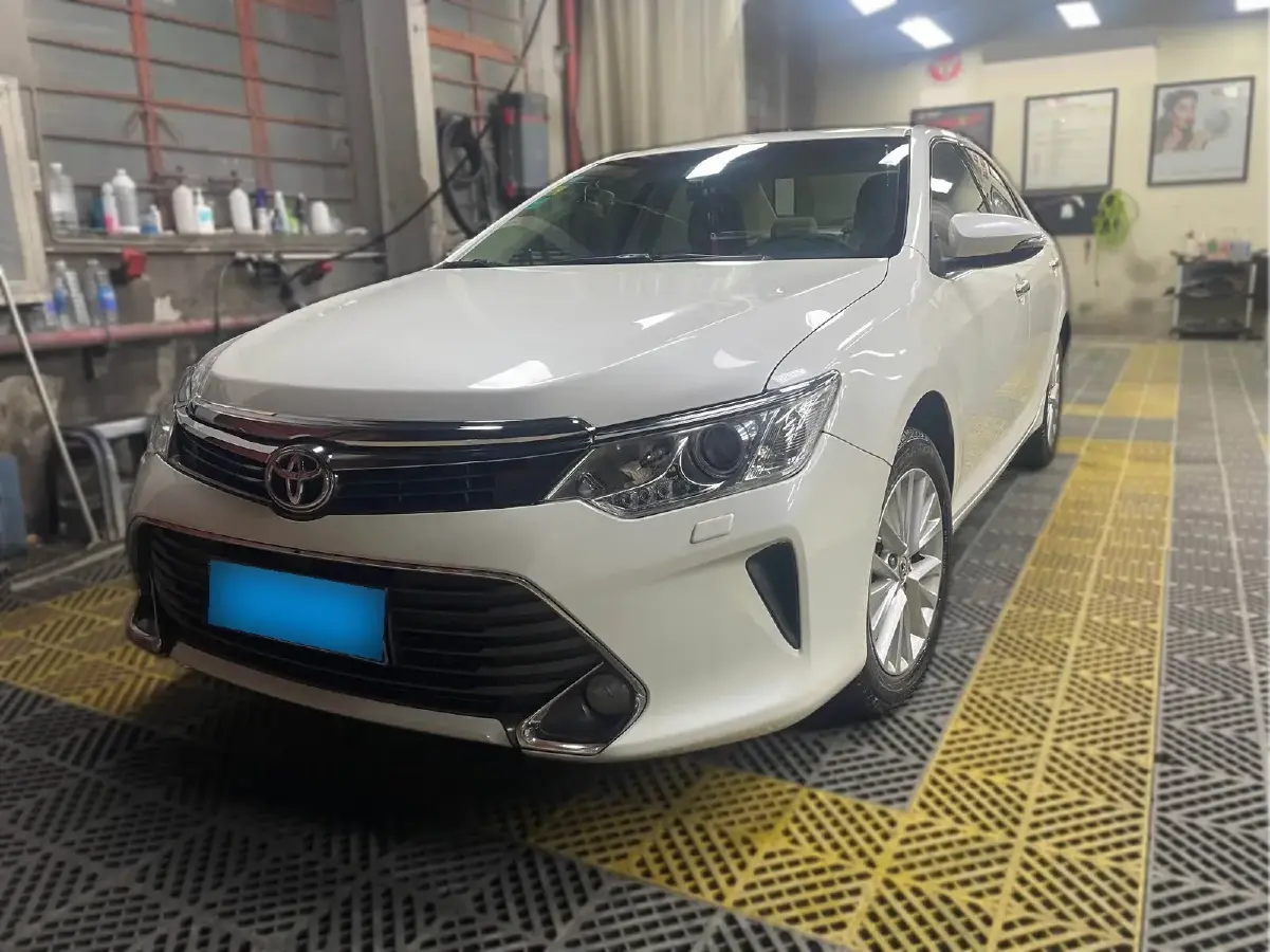 2015 Toyota Camry 2.5L 184HP L4 6AT