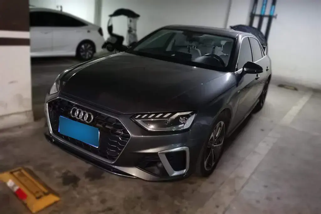 2020 Audi A4L 2.0T 190HP L4 7DCT