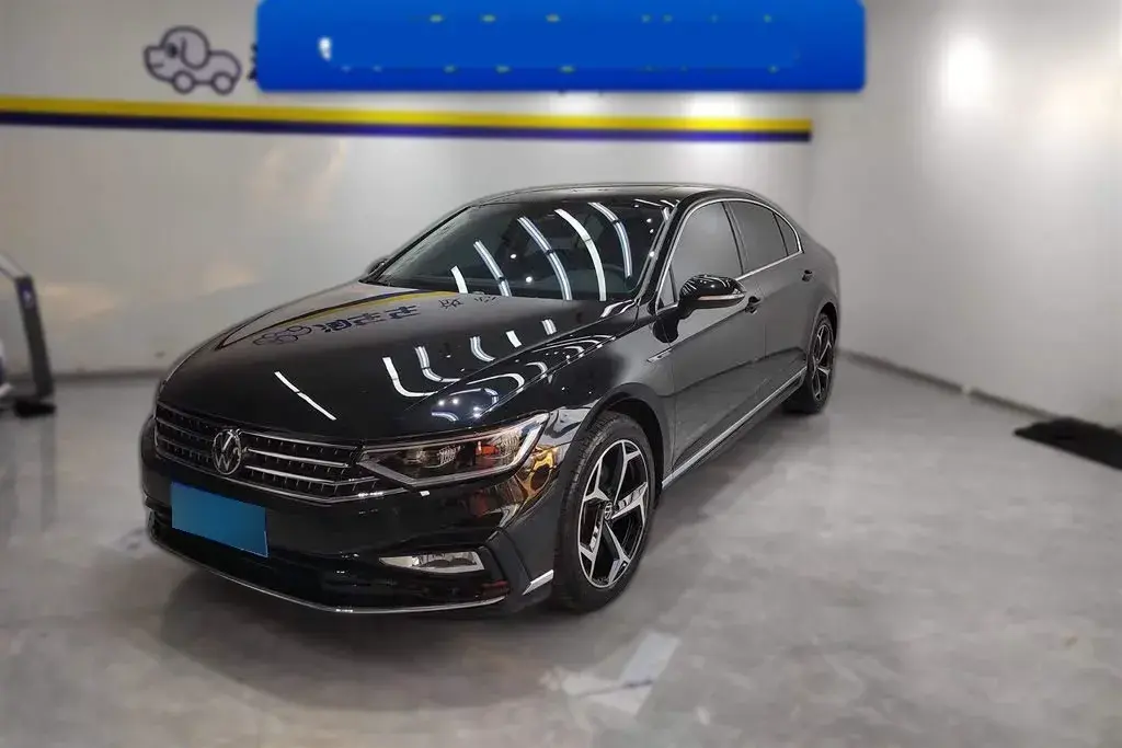 2023 Volkswagen Magotan 2.0T 186HP L4 7DCT