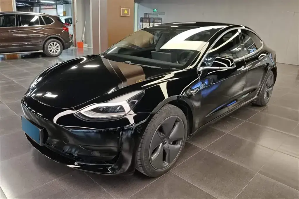 2020 Tesla Model 3 BEV 52KWH