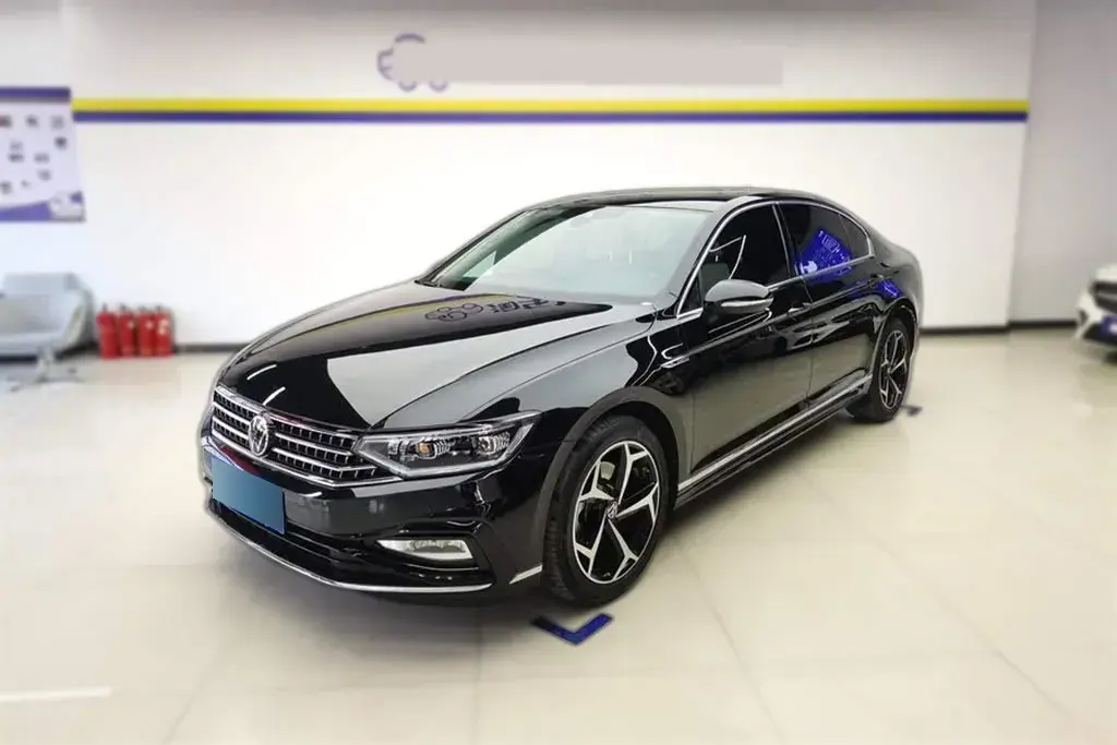 2023 Volkswagen Magotan 2.0T 186HP L4 7DCT